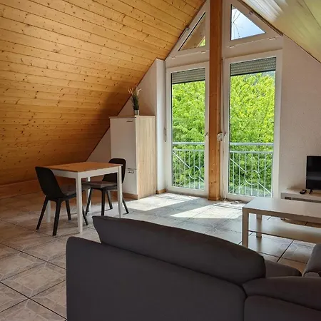Ferienwohnung Am Schoenberg - Ebringen Exterior photo
